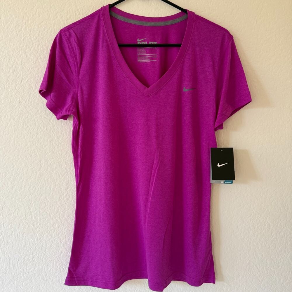Nike Dri-FIT Shirt Womens Medium V-Neck Magenta Purple Workout Running Tee NWT